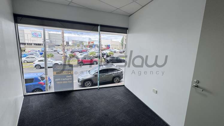 A/12 Osterley Way Manukau_13