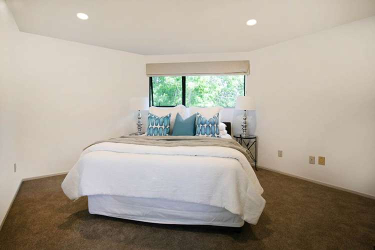 2/31 Long Bay Drive Torbay_11