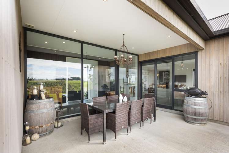 51 View Road Halcombe_11
