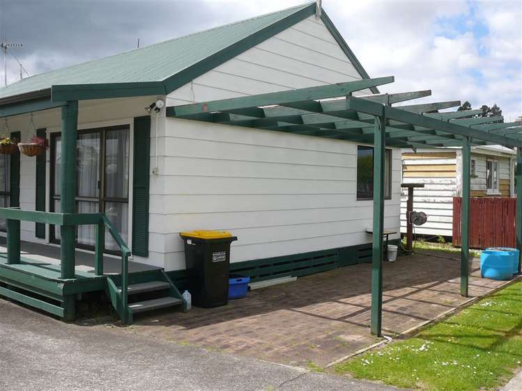 10 George Street Paeroa_13