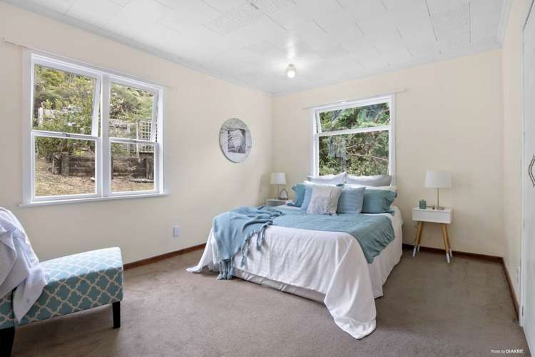 438 Huia Road Laingholm_8