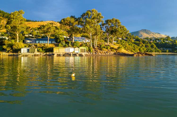 425 Marine Drive Charteris Bay_5