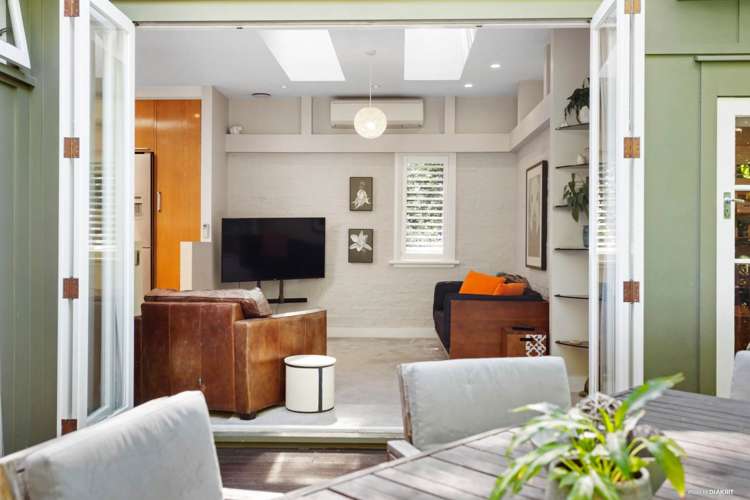 55 Pupuke Road Birkenhead_11