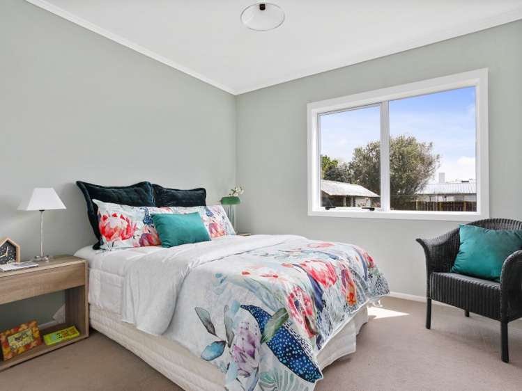 25 Swan Crescent Pakuranga_11