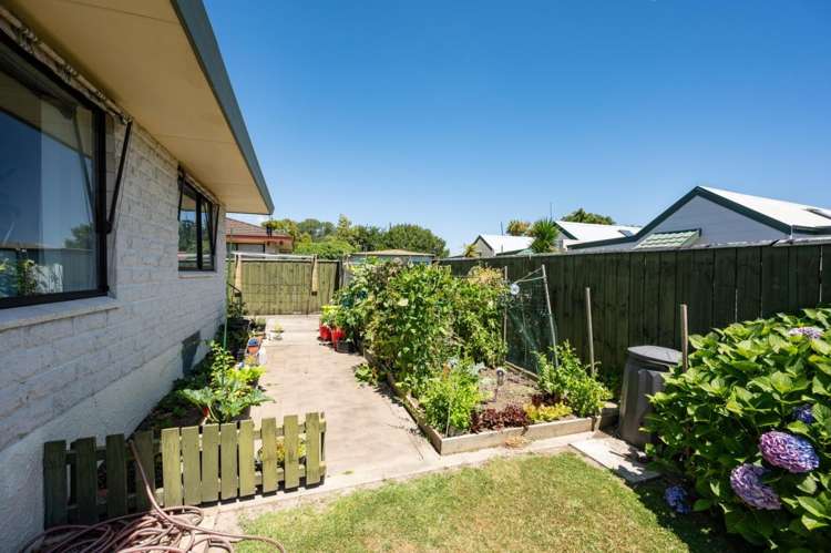 2/14 Marsden Road 10816_9