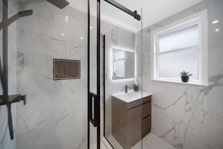 18a Plumley Crescent Mangere_10