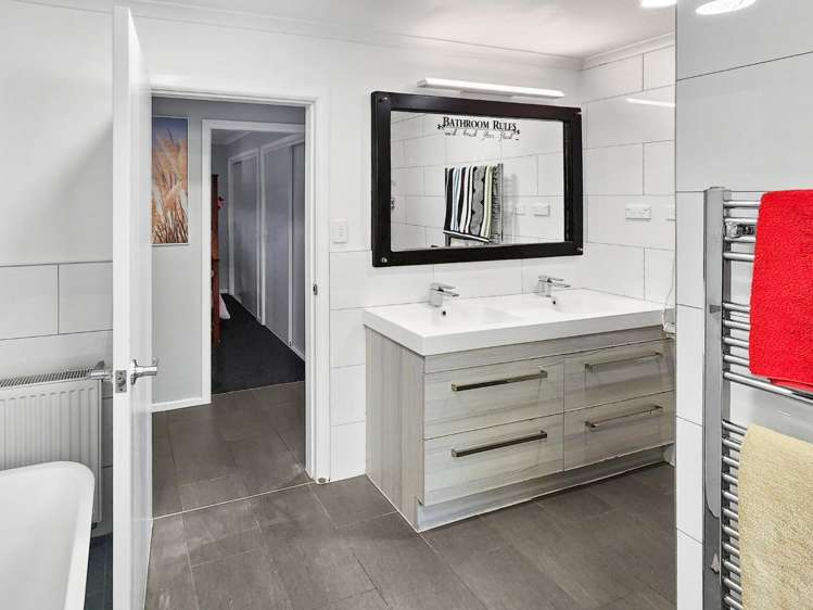 88 Martin Road 10587_12