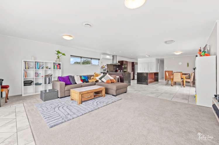 6 Bayly Street Baylys Beach_4