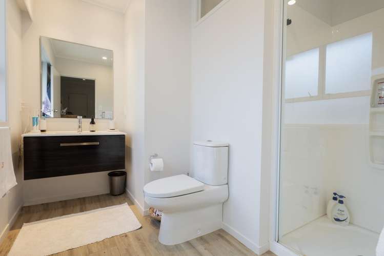 22 Anzac Road Orapiu_17