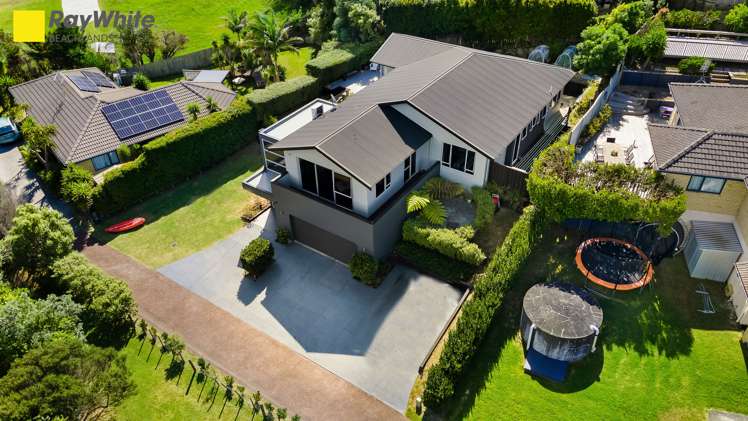 24 Toomer Place Beachlands_1