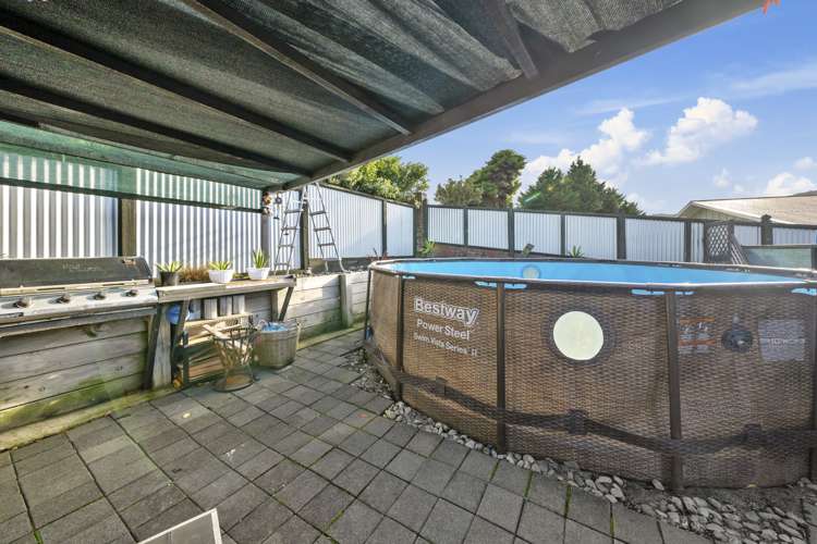21 Newburn Grove Wainuiomata_12