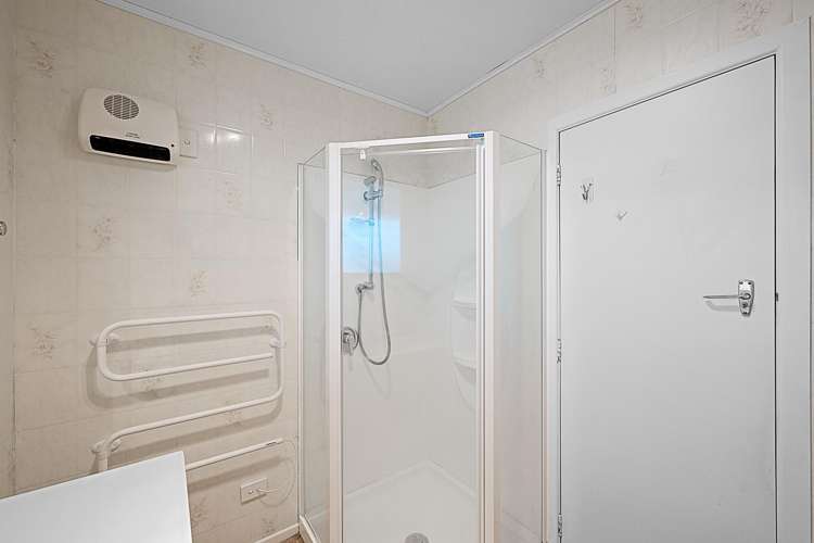 19 Oudenarde Street Renwick_12