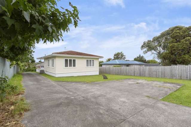 Lovely Three Bedroom Home!!