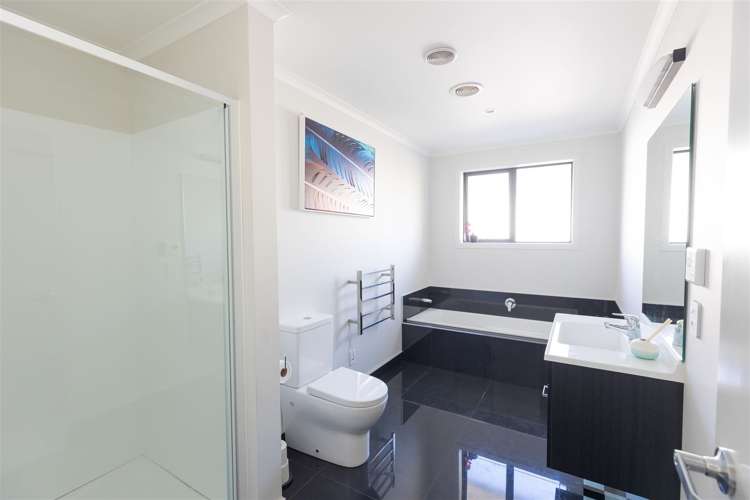 111 Melksham Drive Churton Park_11