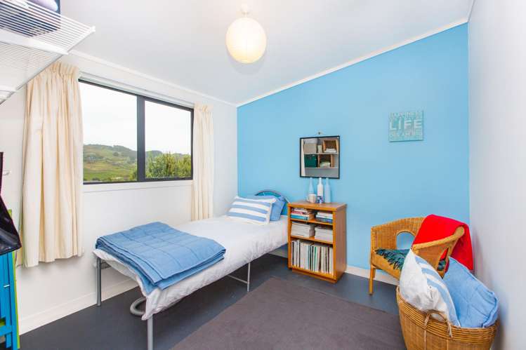 30 Manukau Road Raglan_11