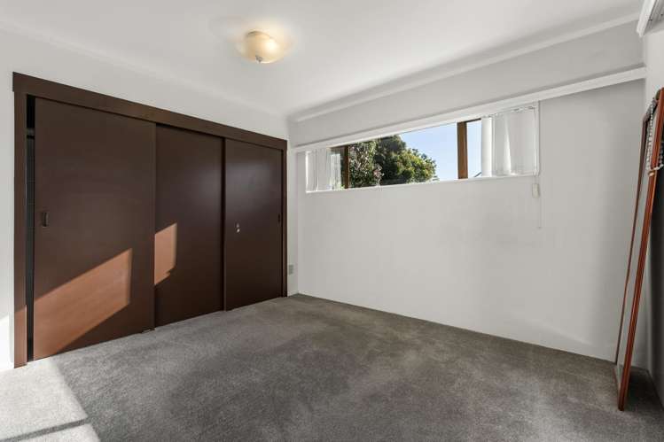 10 Oaktree Avenue Browns Bay_13
