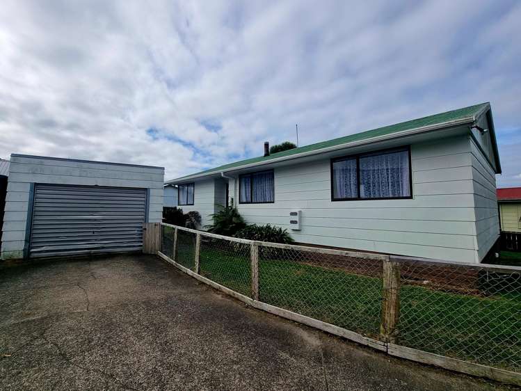 8B Jet Place Pukehangi_0