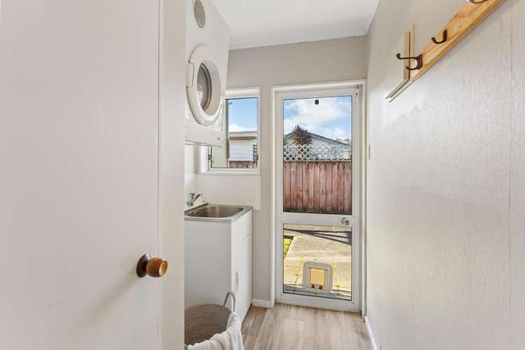 7a Rodney Grove Paraparaumu_12