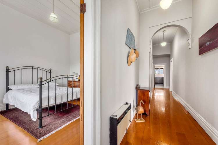 5 Shoal Bay Road Devonport_33