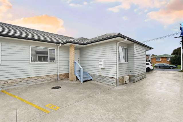 2/41 York Street Hamilton East_1