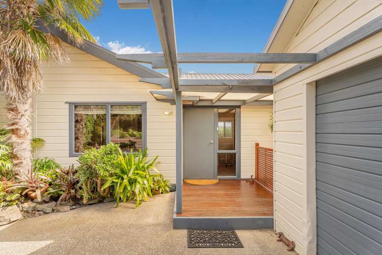 1133 Hikuai Settlement Road Pauanui_18