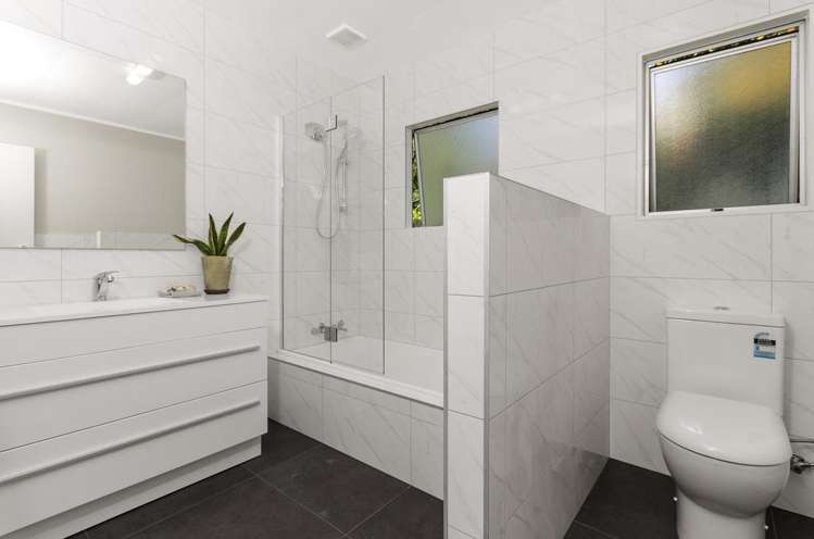 2/60 Taikata Road Te Atatu Peninsula_10