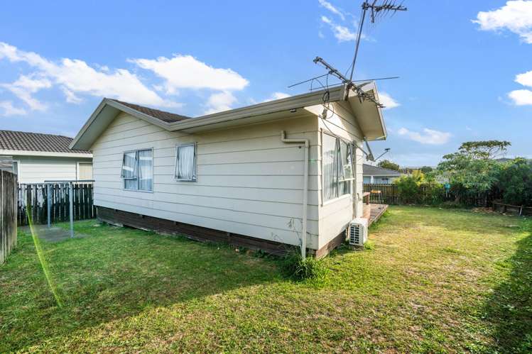 2/20 Rata Vine Drive Manukau Central_13