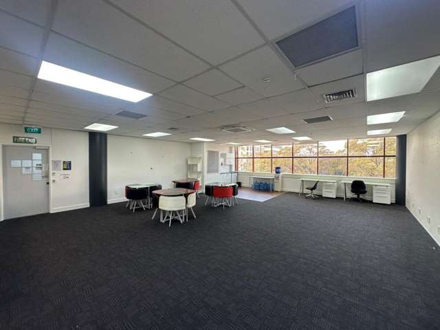 22 Amersham Way City Centre_1