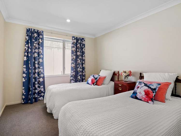 18 St Andrews Hill Road Mount Pleasant_12