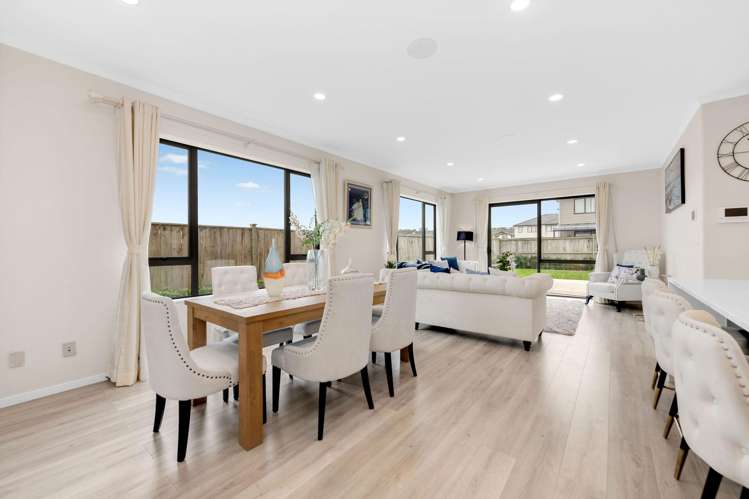 27 Hakinakina Drive Flat Bush_6