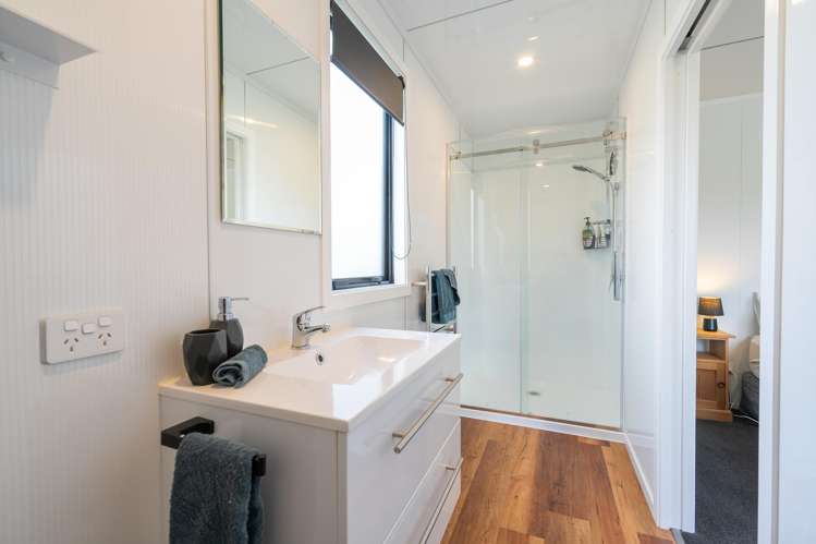 27 Tawera Place Te Anau_20