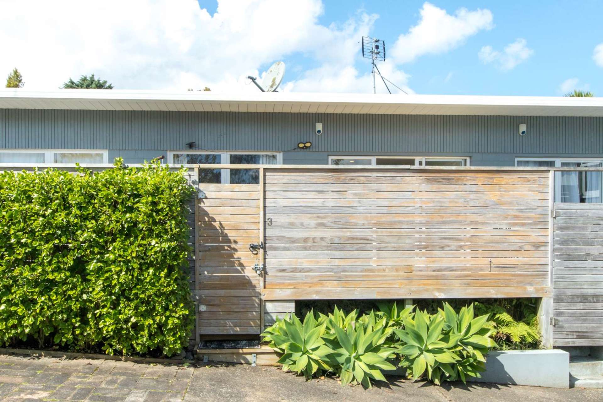 3/10a Maclaurin Street Blockhouse Bay_0