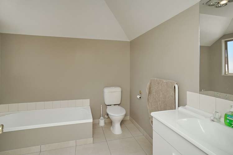 11a Carlsen Street Burwood_15