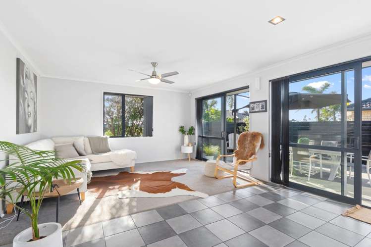 50 Ocean View Rise Ruakaka_9