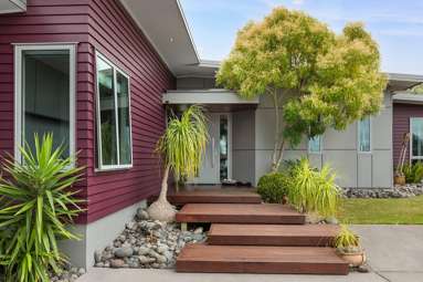 15 Carnoustie Place_1