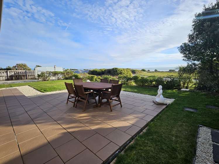 21 Karoro Place Karoro_17