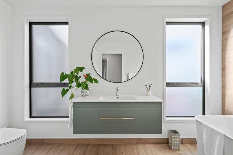 42 Opouatu Avenue Glenbrook_20