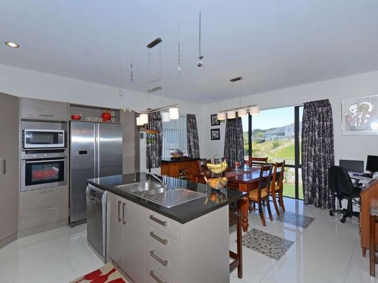 124 Kirton Drive Riverstone Terraces_7