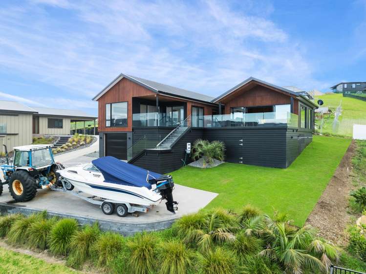 4 Aquarius Lane Langs Beach_17