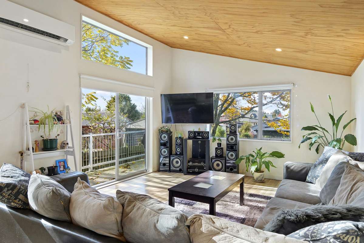 1 Farquhar Place_5