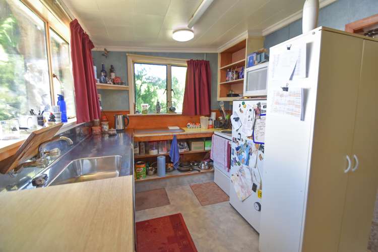 9 Sutherland Road Omarama_6