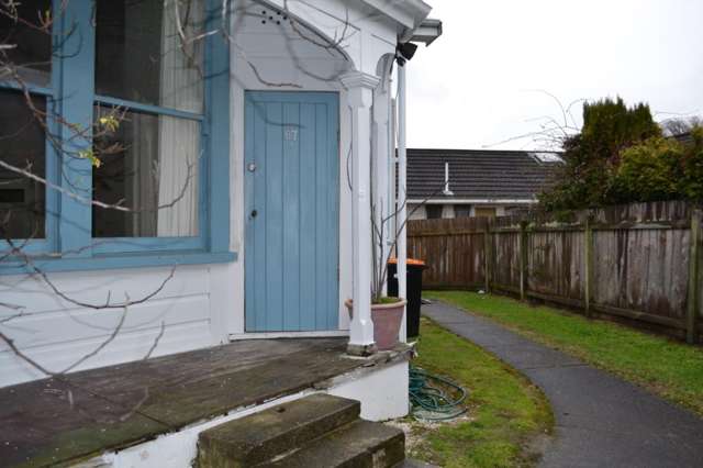 CITY CENTRE - ONE BEDROOM