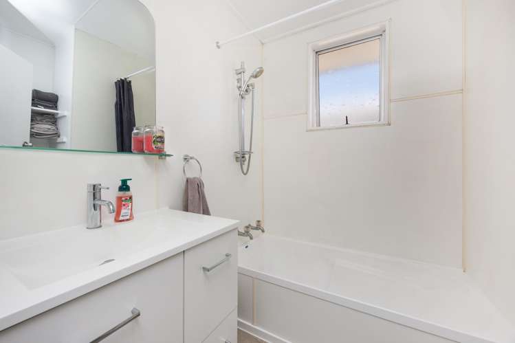 56A Maxwells Line Awapuni_8