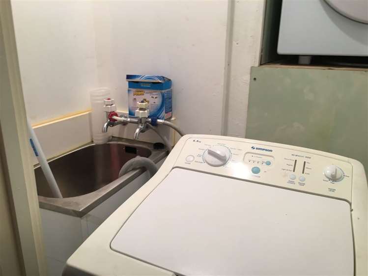 65 Margan Avenue New Lynn_6