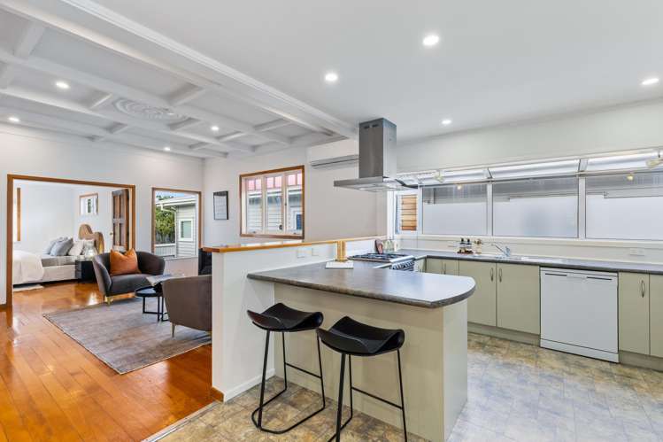 90 Huia Road Pt Chevalier_9