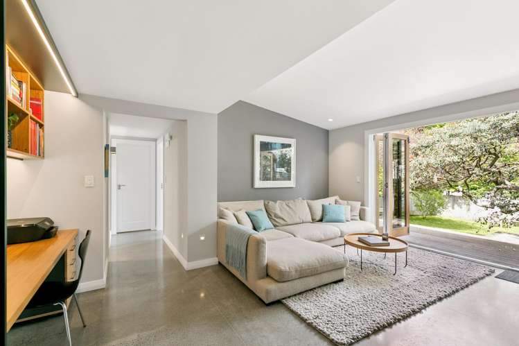 538 Broadway Strathmore Park_14