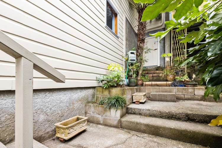 16a Ngarimu Grove Ngaio_16