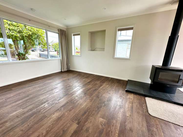 15 Naish Street Balclutha_17