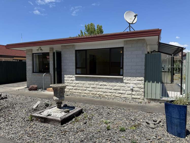 2/52 Avondale Road Taradale_15