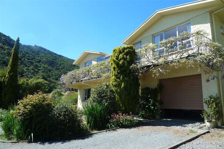 75a Devon Street Picton_12
